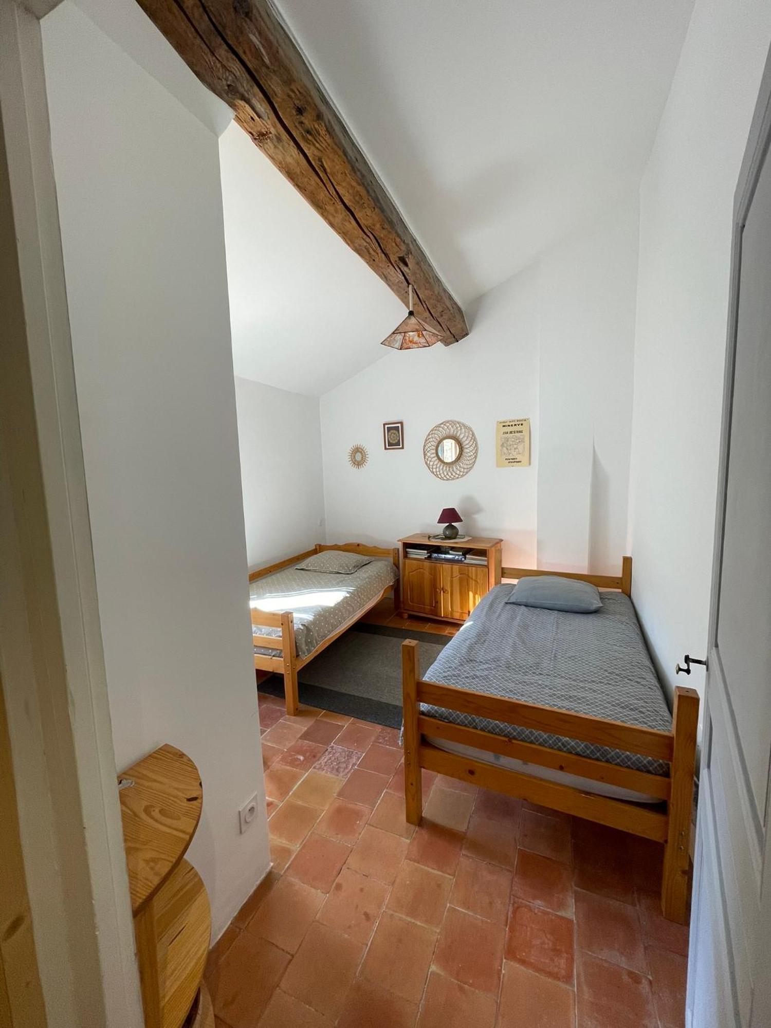 Appartement Chez L'Artiste Minerve Luaran gambar